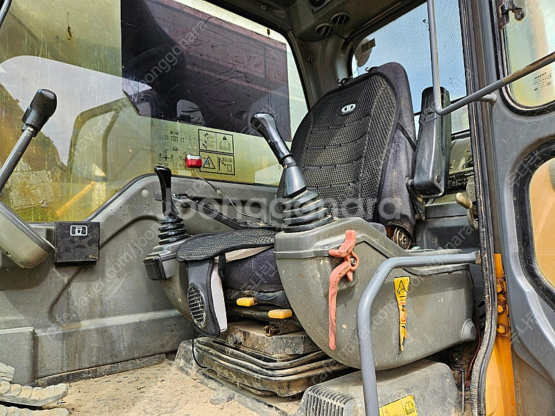 볼보 EC290BP 2009년식 10 궤도형 중고굴삭기--9